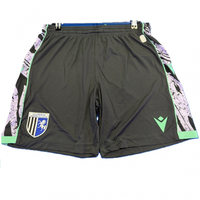 Third Shorts 26/27